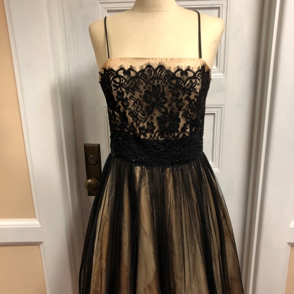 Prom Dress - Picture 2 of 6